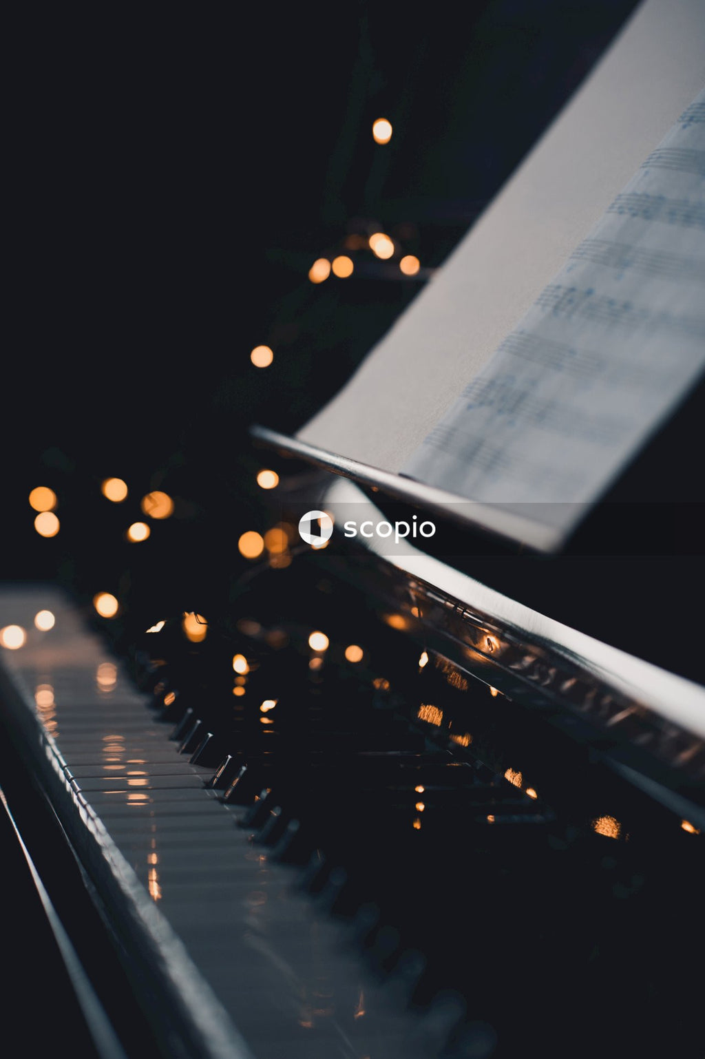 Black and white piano keys