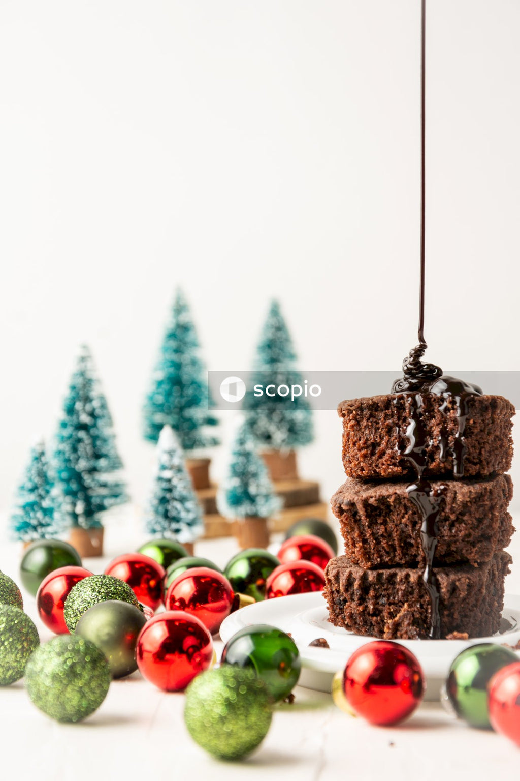 Brown and green pine tree ornament
