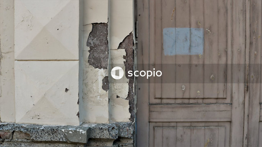 Brown and white concrete wall