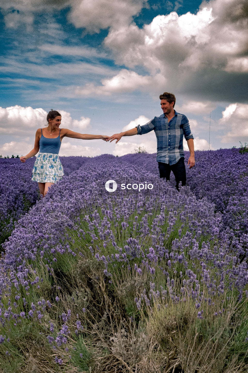Couple holding hand