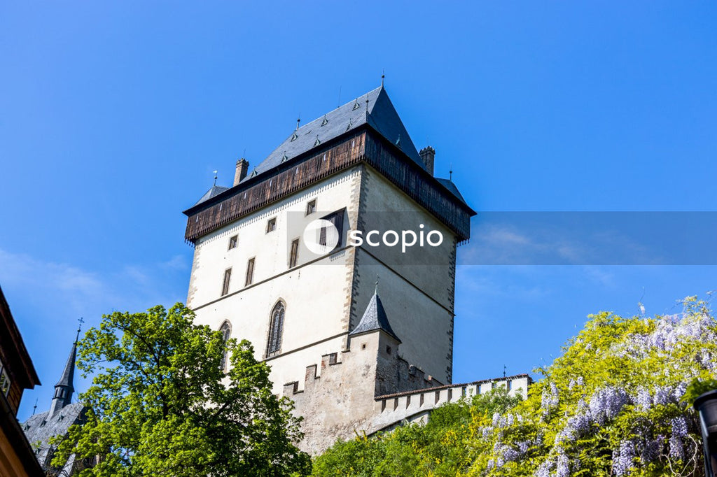 Grey concrete building under blue sky