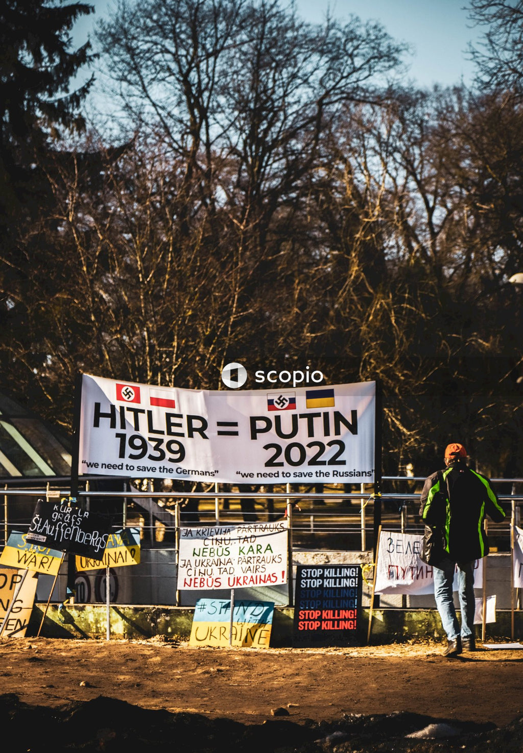 People protesting against Russian invasion of Ukraine in Latvia