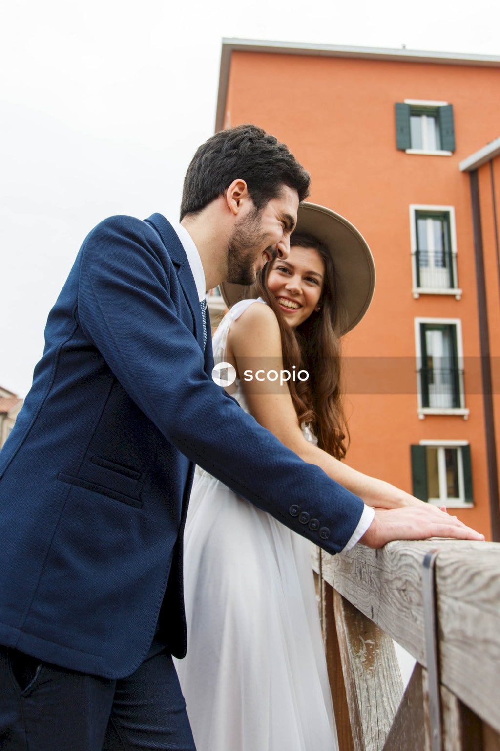 Bride and groom posing in the outdoors of Venice, Italy