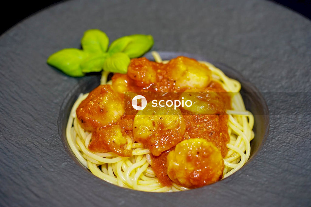Pasta with sauce on plate