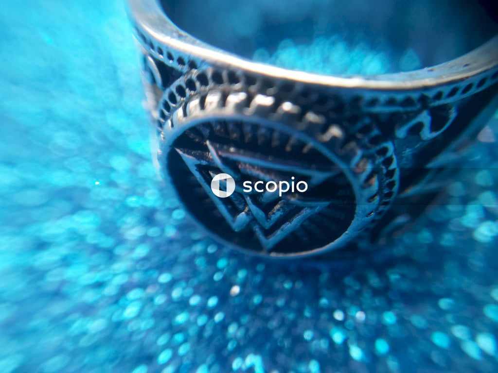 Silver and blue round accessory