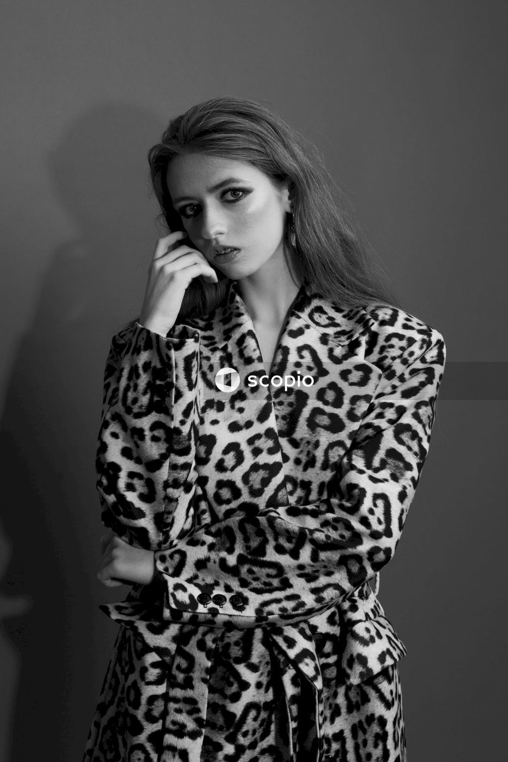 Woman in black and white long sleeve shirt