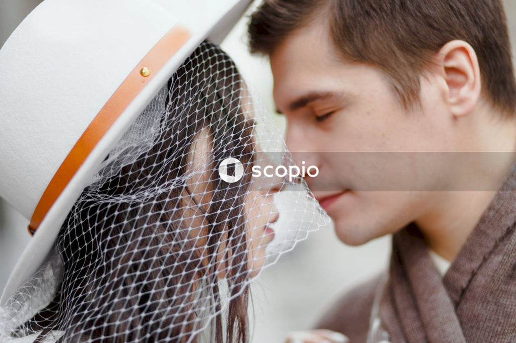 Informal wedding in the city